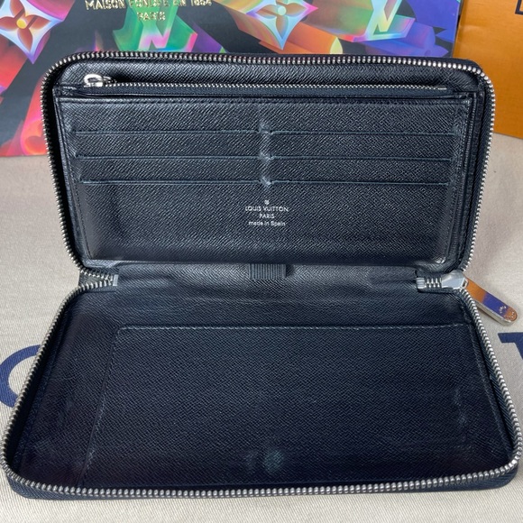 ✨AUTHENTIC✨ Louis Vuitton Zippy Organizer Wallet - Picture 8 of 12